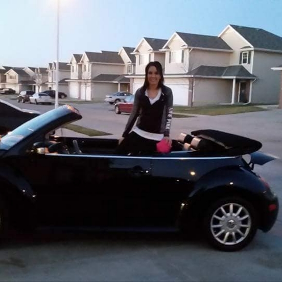 Meet your Posher, Bella - Picture 9 of 10